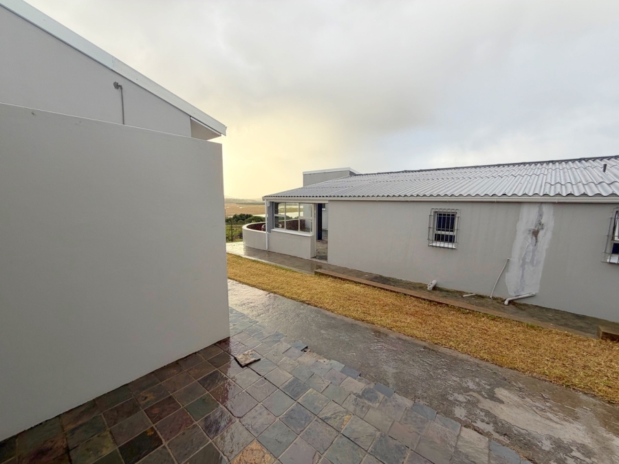 6 Bedroom Property for Sale in Hamburg Eastern Cape